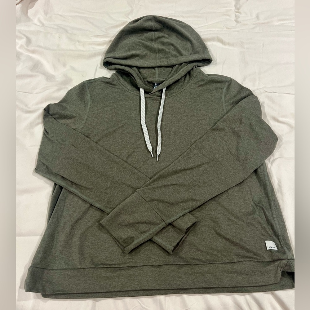 Vuori Halo Essential Hoodie
Women’s Large Green Sweatshirt Performance